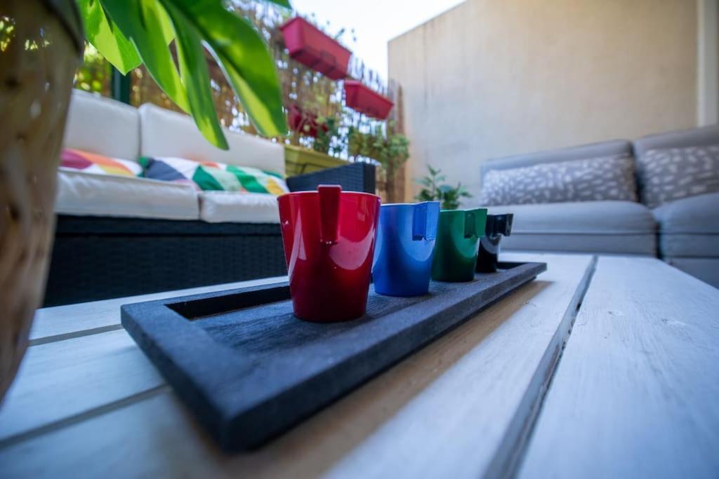 Fully Equipped Apartment With Terrace Sleeps 4 Marseilles Exterior foto