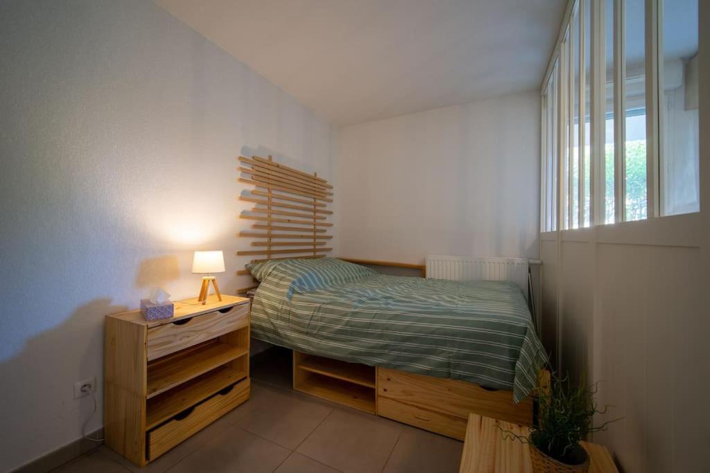 Fully Equipped Apartment With Terrace Sleeps 4 Marseilles Exterior foto